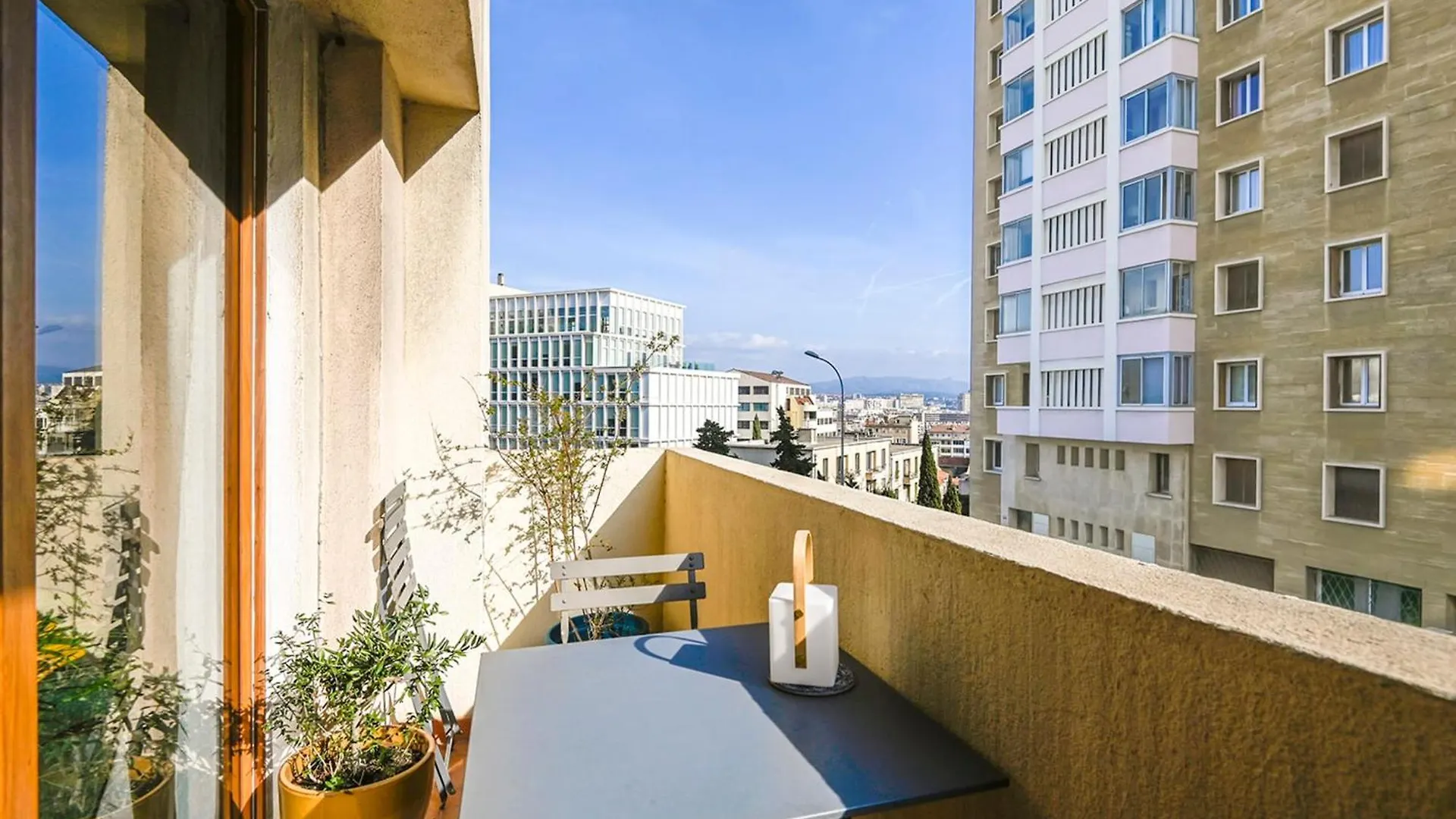 Apartament Charming T3 Of 60 M2 With Balcony In Marsylia 0*,