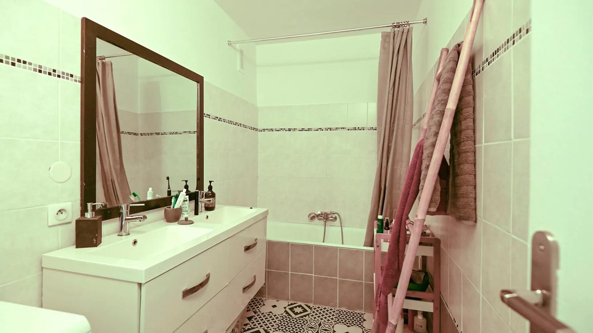 Apartament Charming T3 Of 60 M2 With Balcony In Marsylia
