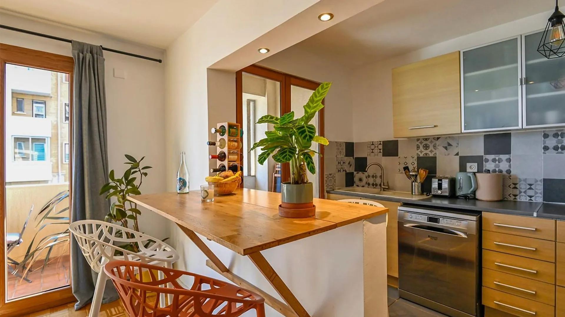 Apartment Ferienwohnung Charming T3 Of 60 M2 With Balcony In Marseilles Frankreich